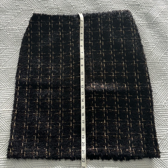 J. McLaughlin Elm Pencil Skirt, Black and Gold Tweed Metallic - Picture 7 of 7